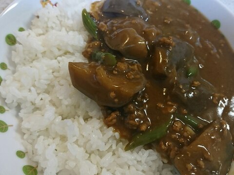 なすと挽き肉のカレーライス